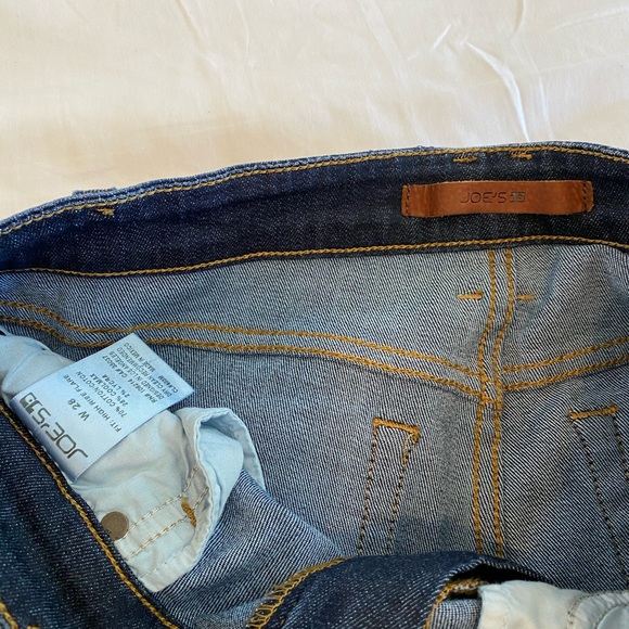 Women’s Joe Jeans Size 28. Flare bottoms - Picture 7 of 9